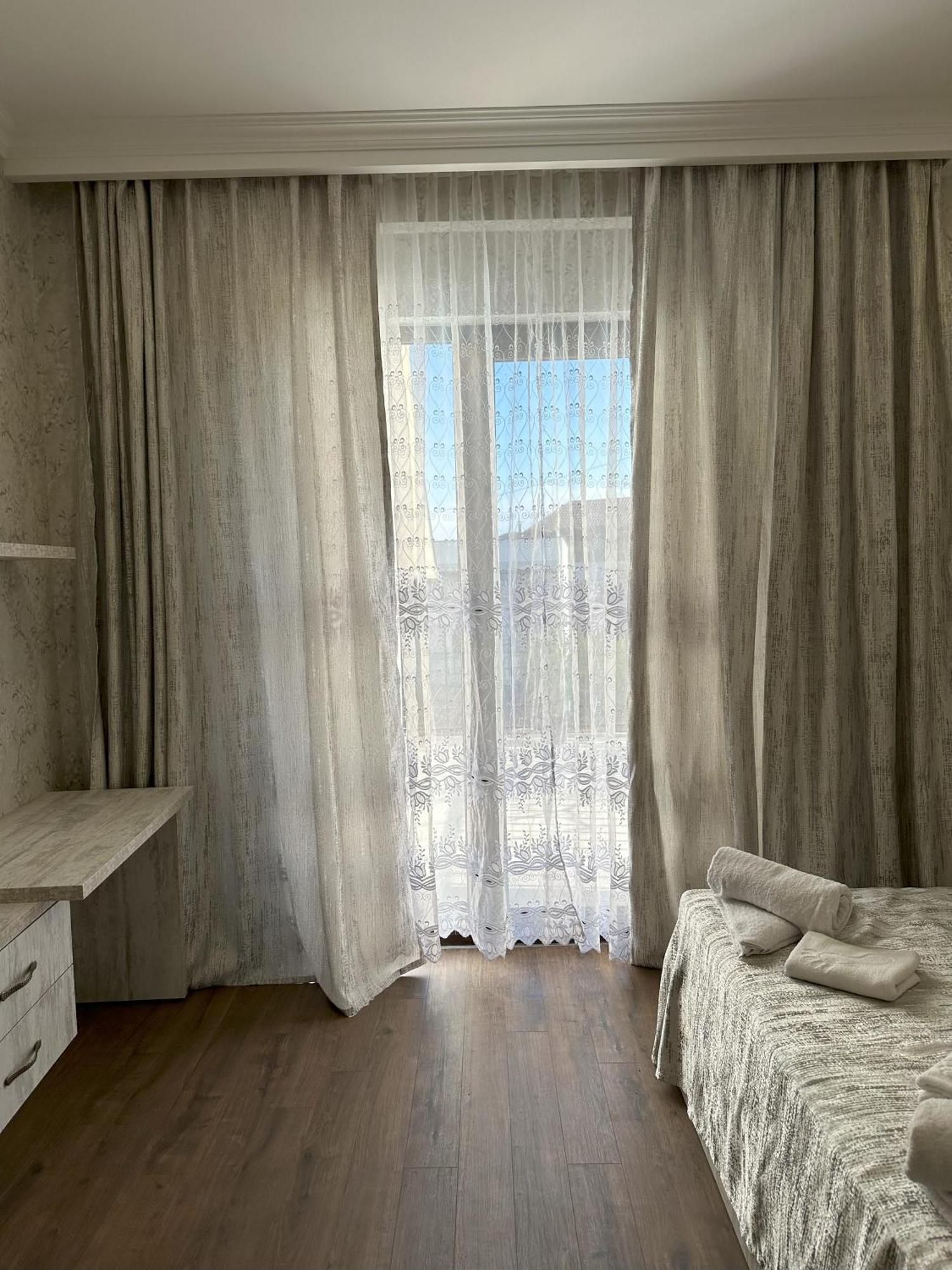 Three Palms Guest House Tbilisi Exteriér fotografie